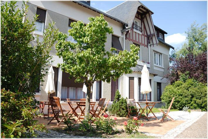 Exterior & Views 2, Logis Hotel le Saint Florent, Loir-et-Cher
