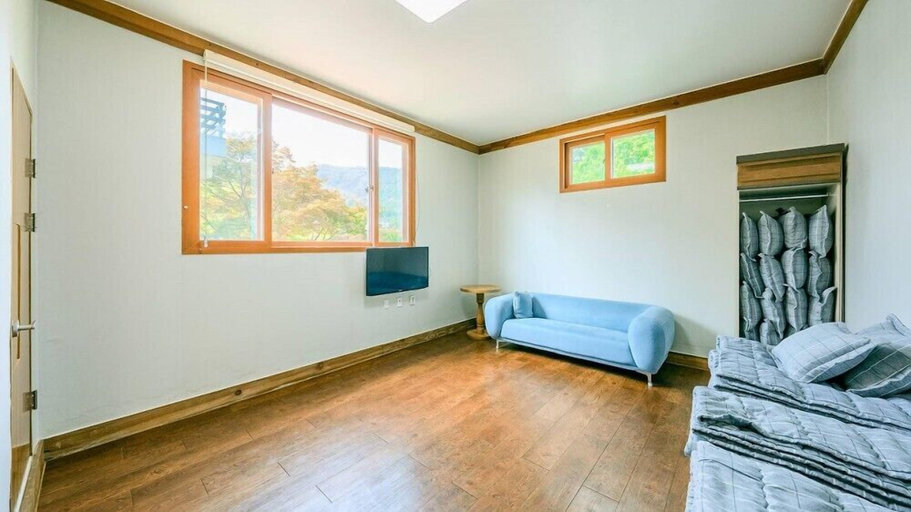 Bedroom 3, Heaven Valley B, Gapyeong