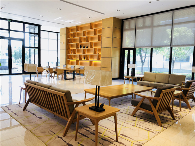 Food & Drinks, Clovelly Garden Hotel, Shanghai