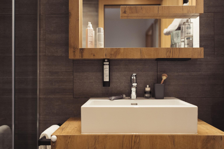 Bathroom 5, All-Suite Resort Paznaun, Landeck