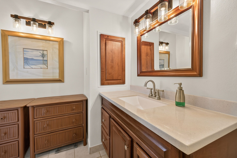 Bathroom 3, Alii Villas #236 2 Bedroom Condo, Hawaii