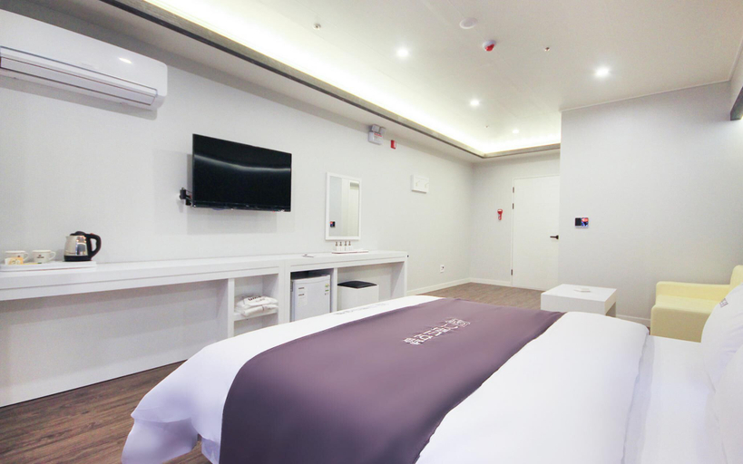 Bedroom 2, Naju Grand Hotel, Naju