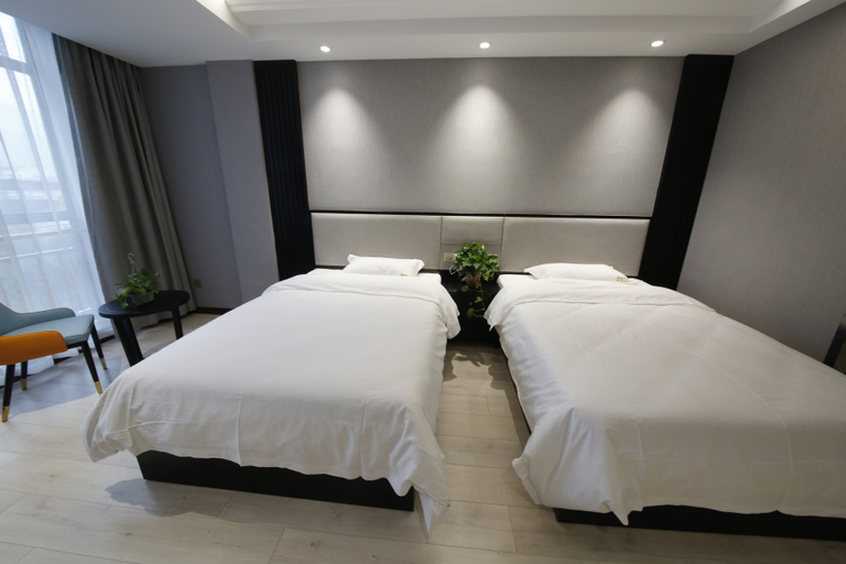Bedroom, Shitai Mantingfang Hotel, Chizhou