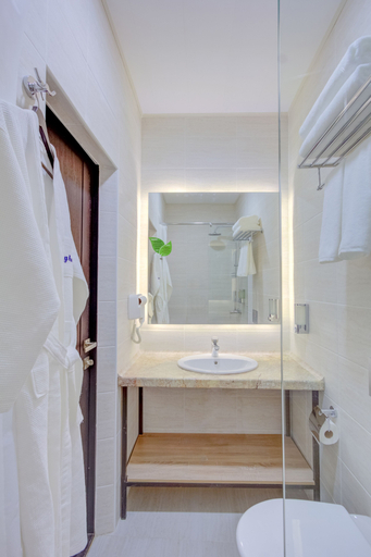 Bathroom 3, My Hotel Karakol, Ak-Suu