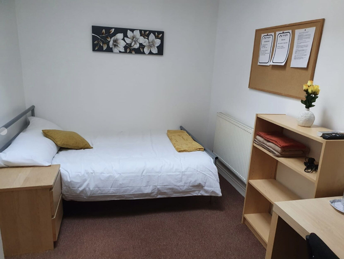 Bedroom 2, Sangha Hall, Leicester
