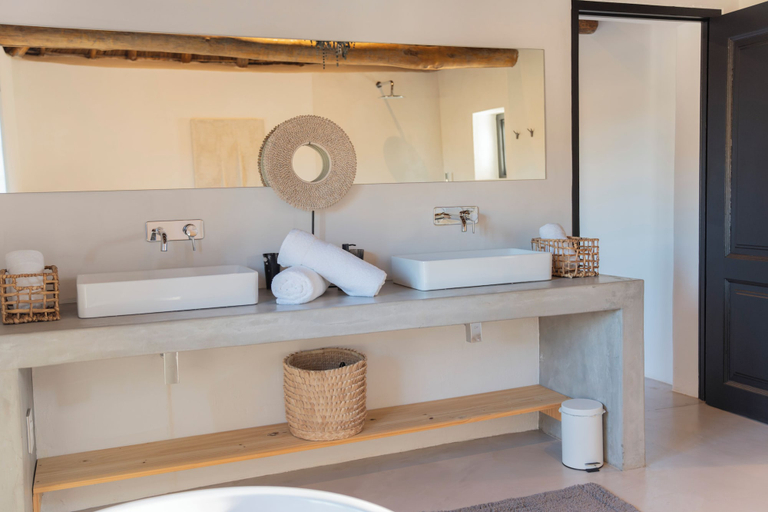 Bathroom, De Wildeveldt, West Coast