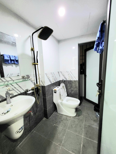 Bathroom 3, Ruby Relax Home, Từ Liêm