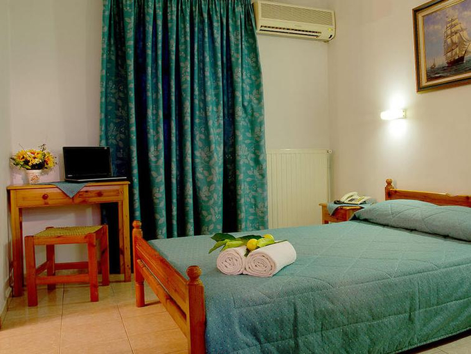 Bedroom, Effie, South Aegean