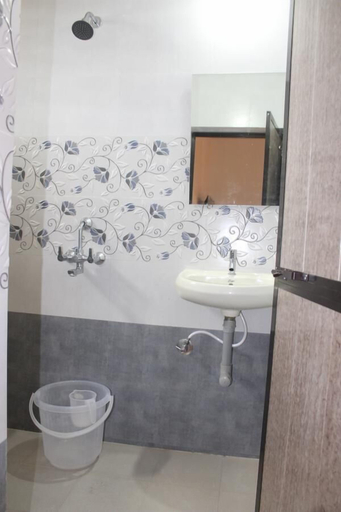 Bathroom 2, Calangute Beach Stay, North Goa