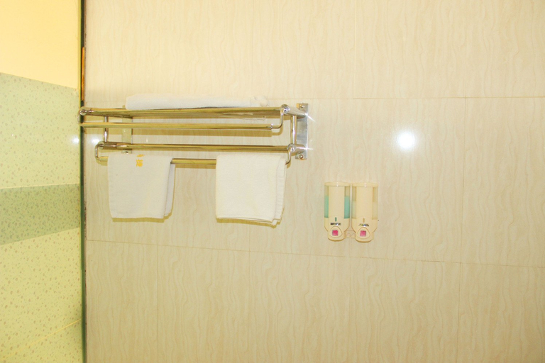 Bathroom 2, Shangjie City Hostel, Wuhan