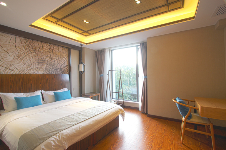 Bedroom 2, LSHA Blue Coast Boutique Inn, Liangshan Yi