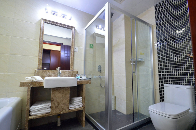 Bathroom, Wenhai Hotel, Ma'anshan