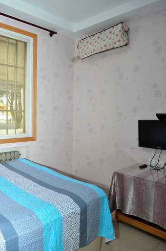 Bedroom 4, Qingdao Xinhuizhan Hostel, Qingdao
