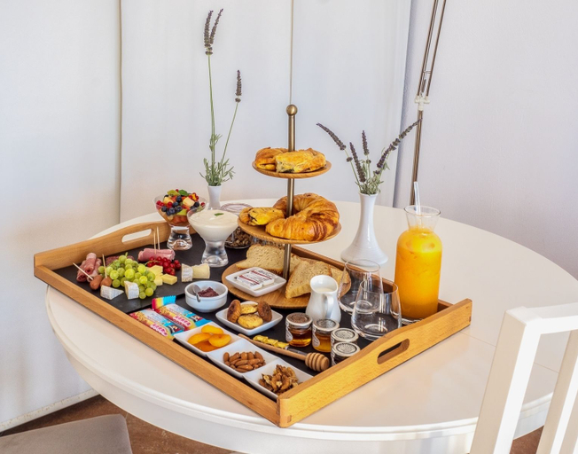 Food & Drinks 4, The Infinity 180 Luxury Suites - Adults Only, Thessaly