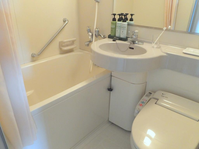 Bathroom 4, Hotel Nakamuraya, Shiojiri