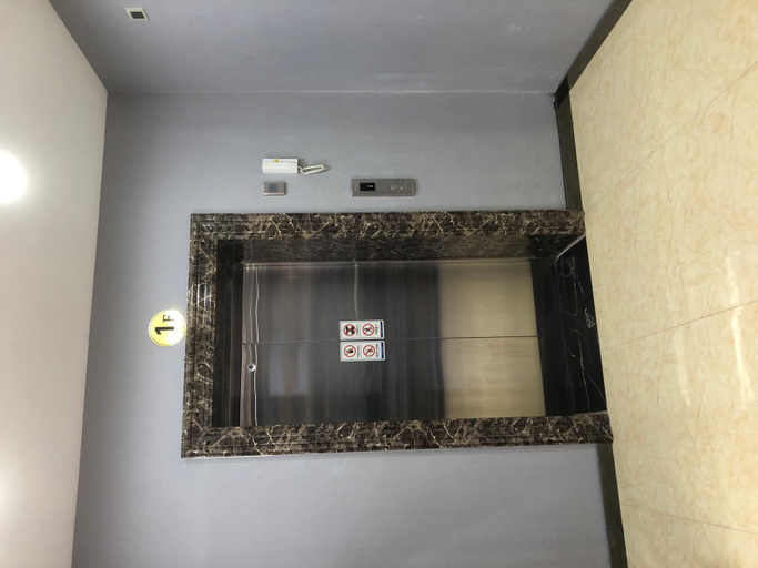 Bathroom, Jingbian Danxia Tourism Resort, Yulin