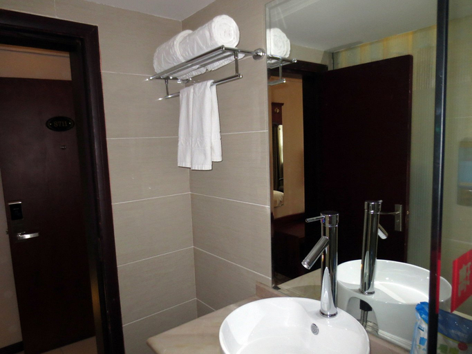 Bathroom 3, Jinglan Hotel (Guangyuan High-Speed Railway Station Totem Plaza), Guangyuan