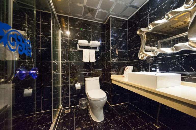Bathroom 2, Ledu Hotel Nantong, Nantong