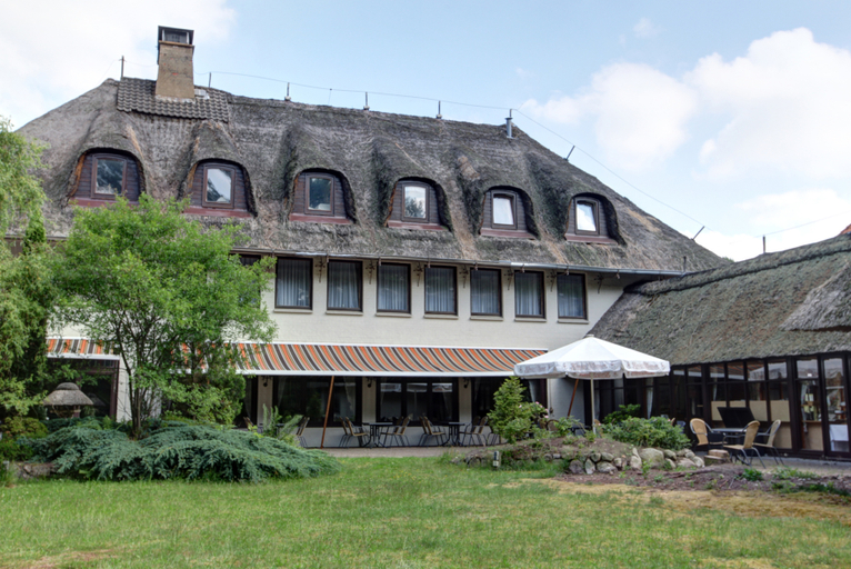 Exterior & Views 2, Heidehotel Soltauer Hof, Heidekreis