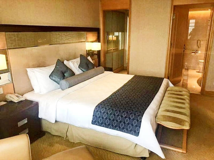 Bedroom 2, City Xinjia Apartment Hotel, Nanning