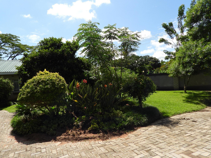 5, 2 Bed Apartment With En-suite Kitchenette - 2065, Harare