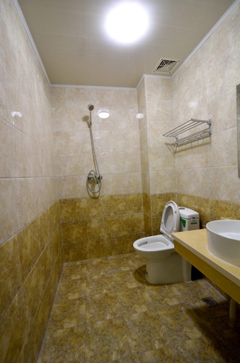 Bathroom, Xingfu Hai an, Qinhuangdao
