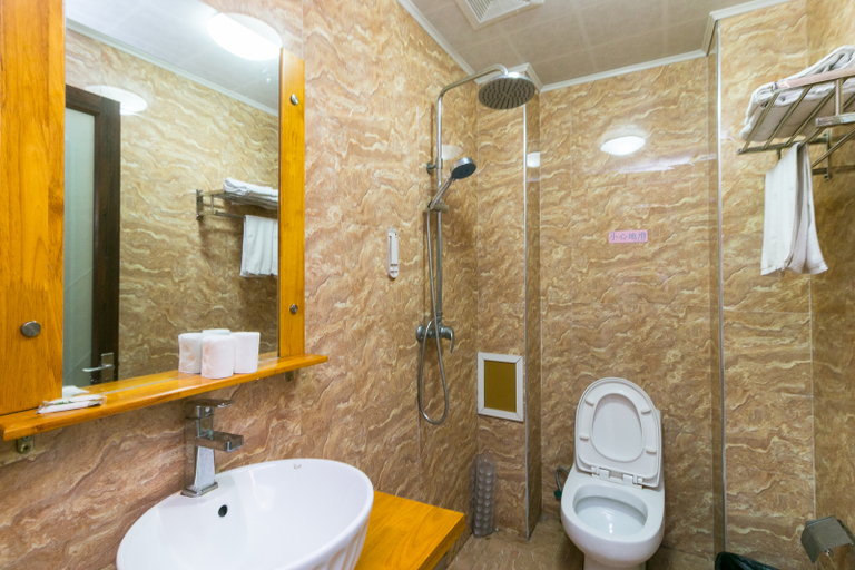 Bathroom 5, Sunshine Holiday Hotel, Jinhua