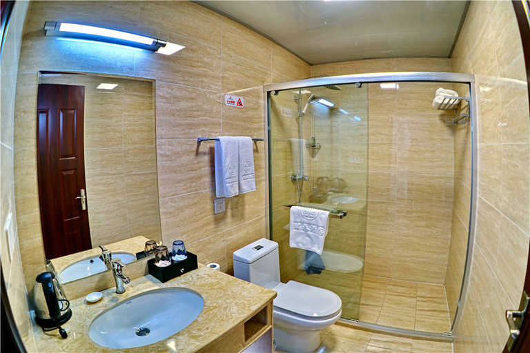 Bathroom, Juchunyuan Ruichun Hotel, Fuzhou