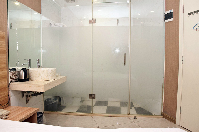 Bathroom 3, Guozhen Business Hotel, Fuzhou