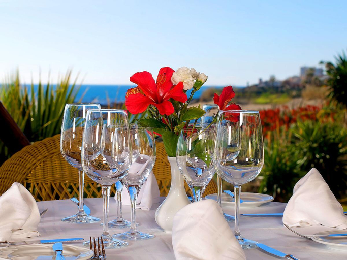Food & Drinks 5, El Oceano Beach Hotel Adults Only Recommended, Málaga