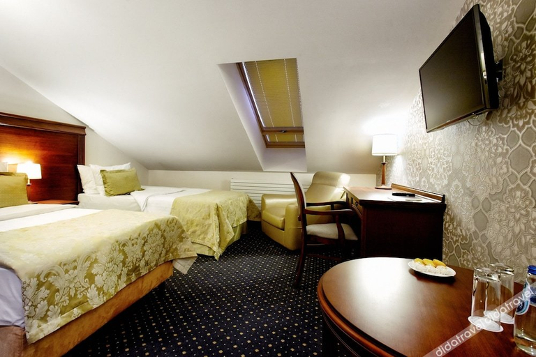Bedroom 2, Hotel Splendor, Warsaw West