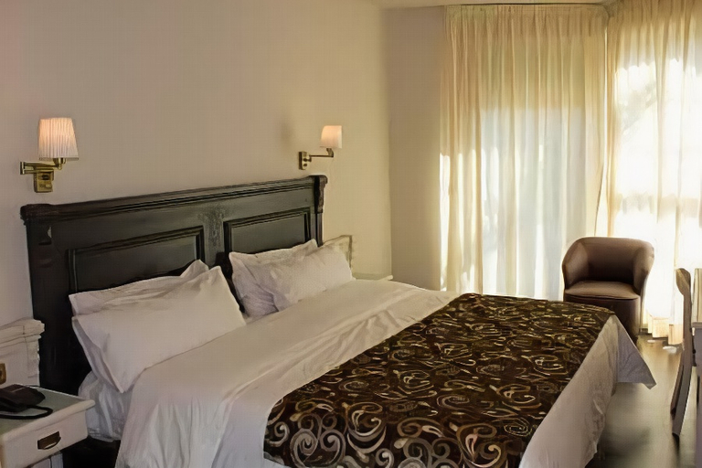 Bedroom 2, Avent Verahotel, Almería