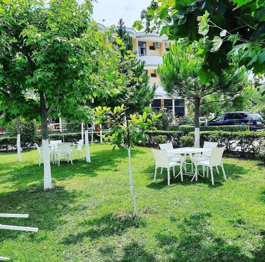Outdoor dining 2, Hotel La Perla, Lezhës