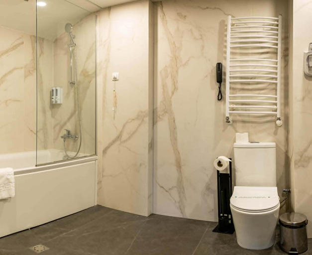 Bathroom 5, Grand Hotel Velingrad, Velingrad