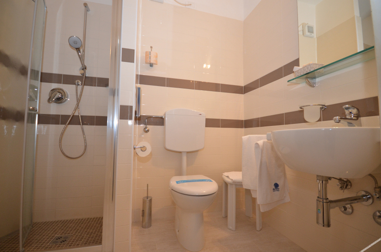 Bathroom 4, Olimpia Hotel & Aparthotel, Venezia