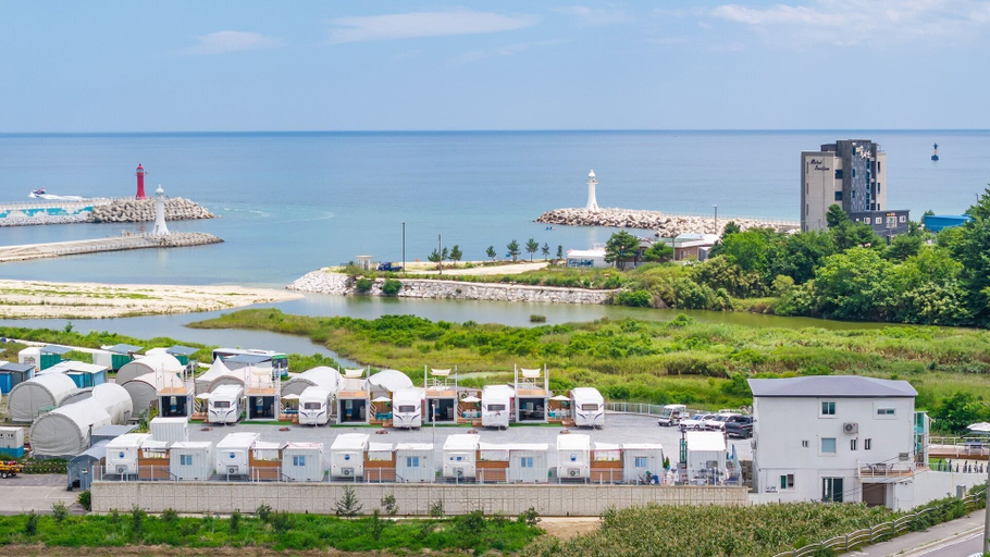 Exterior & Views 1, Gangneung Seojeong Camp Caravan, Gangneung