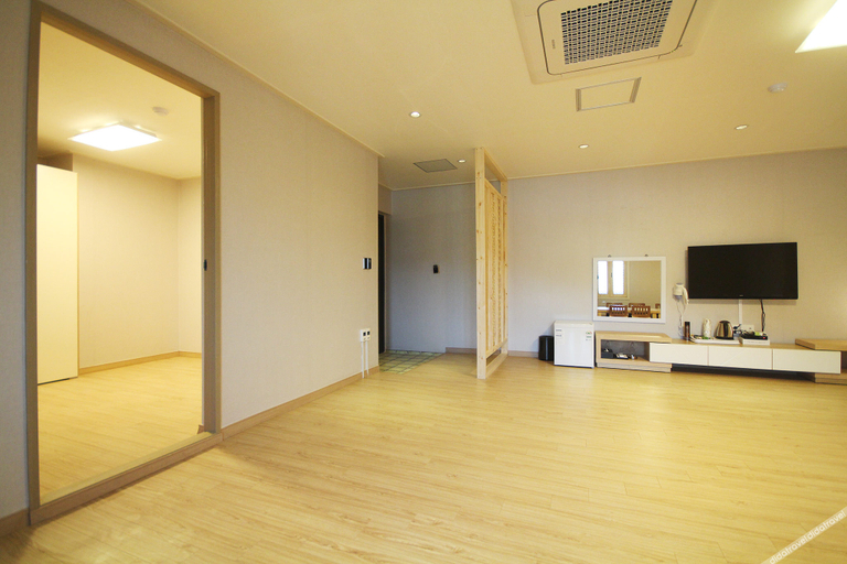 Others 4, Tongyeong Hotel Hue, Tongyeong