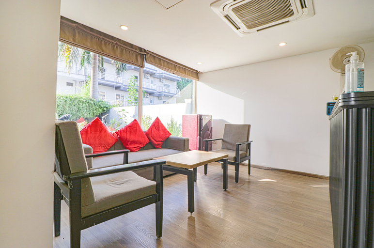 Public Area 2, FabHotel Destiny Inn - Nr. Medanta Hospital, Gurgaon