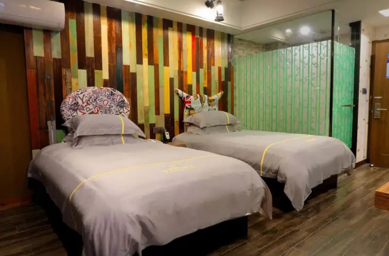 Sport & Beauty 5, Jinguan Art Hotel, Jinhua