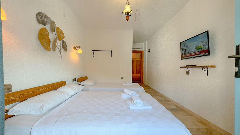 Bedroom 3, Tetka Konukevi, Ayvalık