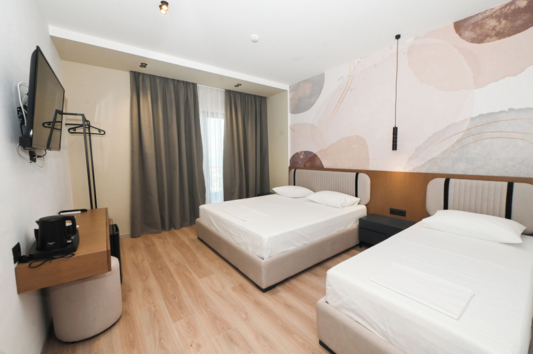 Bedroom 2, Monun Hotel, Sarandës