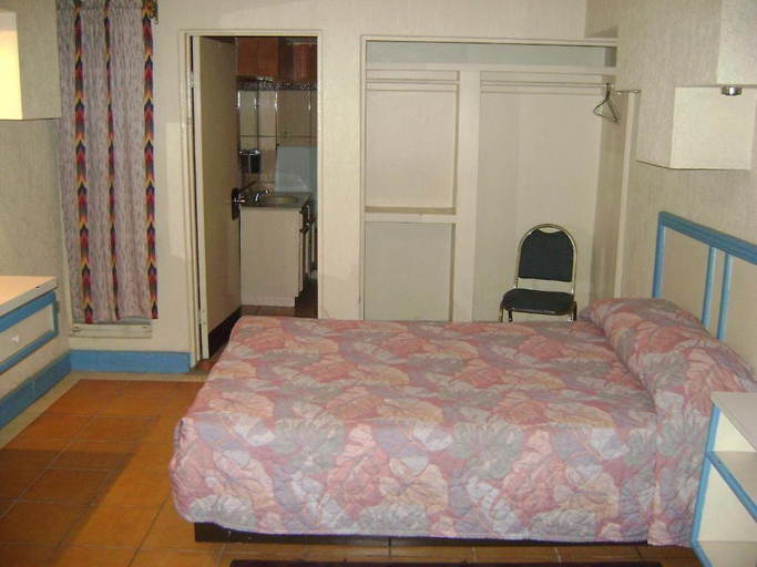 Bedroom 2, Hotel León, Tijuana