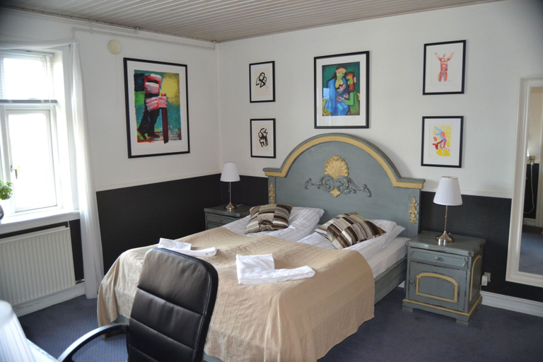 Bedroom 2, Westergaards Hotel, Ringkøbing-Skjern