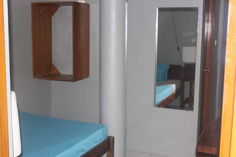 Bathroom 3, West Atlantic Hotel, Busuanga