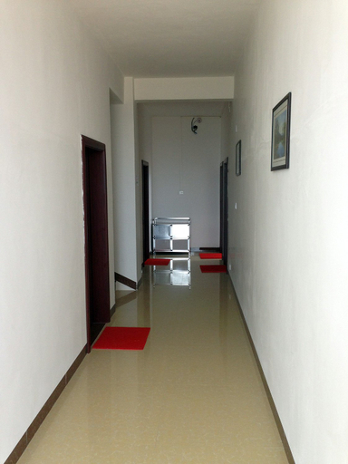Others 5, 88 Bay Hostel, Beihai