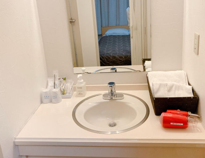 Bathroom, Hotel Shin Osaka / Vacation STAY 81537, Osaka