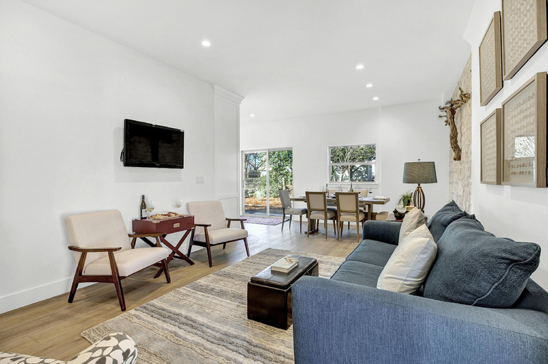 5, The Homestead Carriage House, Gillespie