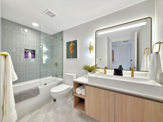 Bathroom 4, RS Boutique Suites - Miami, Miami-Dade