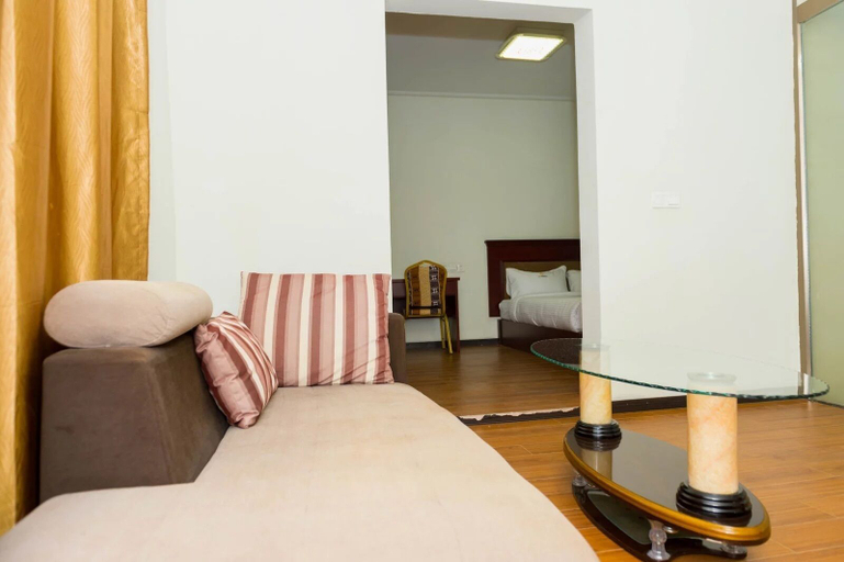 Bedroom 2, La Trezième, Kinshasa