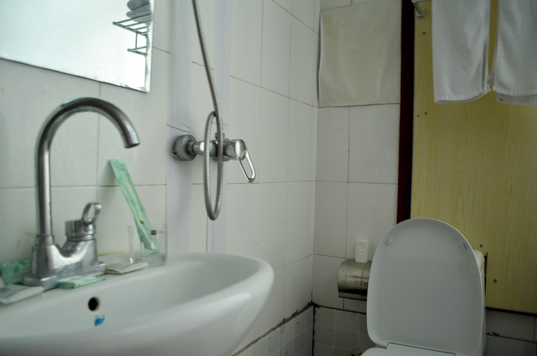 Bathroom, Shuge Express Hotel, Luoyang